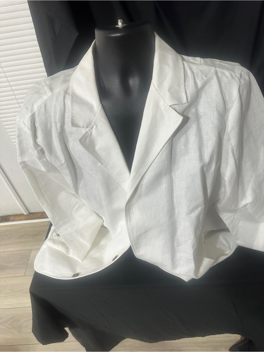 Classic White Linen Button-Front Women’s top-Rocawear size 2XL-#628